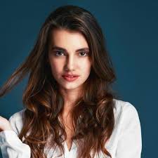 Waves are not just for long hair. 50 Hairstyles For Thick Wavy Hair In 2021 All Things Hair Us
