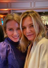 French exit is a 2020 surreal comedy film directed by azazel jacobs, based on the novel of the same name by patrick dewitt, who also wrote the screenplay. La Pfeiffer On Twitter Naomi Watts And Michelle Pfeiffer At G Day Usa 2020 January 25 2020 Laurabrown99 On Instagram