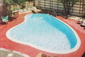 10 Facts About Fiberglass Pools You