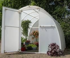 Building yourself a greenhouse is a must for anyone that has a garden and wants their gardens to grow their crops to be as beautiful as they want them to be. How To Build A Greenhouse Cheap Blog