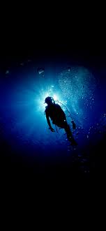 iPhoneXpapers - me21-deep-blue-ocean-dive
