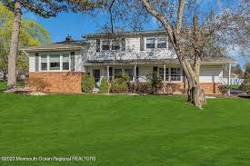 82 kings way freehold nj 07728 zillow