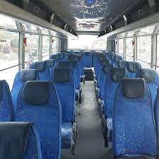 17 seater tempo traveller on in