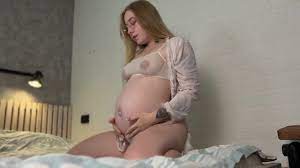 Pregnant blonde porn