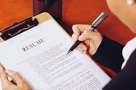 Bio data is nothing but an old fashioned terminology for resume or cv. Difference Between Resume Cv Curriculum Vitae And Bio Data