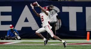 In the end, alabama senior wide receiver devonta smith took home the coveted hardware. Bkdu15ny4vcqdm