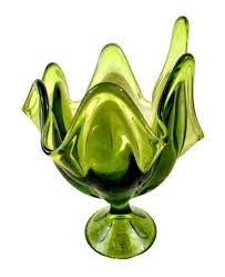 Swung Glass Handkerchief Vase 7 5