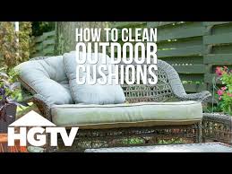 to clean mildew off of patio cushions