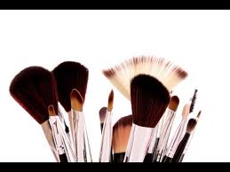 how to spot clean your makeup brushes