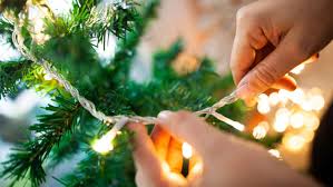 how to put lights on a christmas tree
