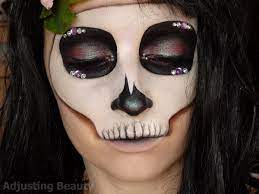 skull mask makeup adjusting beauty