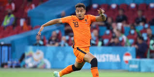 De selectie van het nederlands elftal is dat wel bekend, wat de opstelling van het nederlands elftal op het ek voetbal wordt, hangt van de bondscoach af. De Vermoedelijke Opstelling Van Oranje Tegen Noord Macedonie