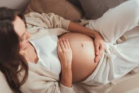 is it safe to smoke weed while pregnant