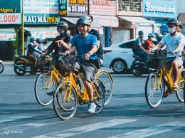 city cycling tour in ho chi minh