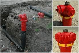 how many fire hydrants are in chicago