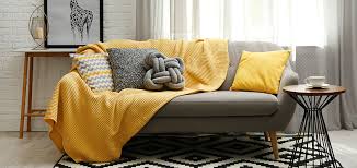 how to mix and match throw pillows for