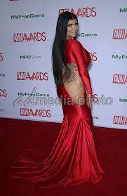 2019 avn awards red carpet ada photo