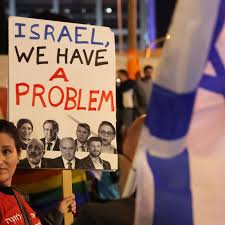 Israel protests: Over 100,000 rally against Netanyahu's government