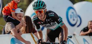 Majka will always have your back and will never betray you. Majka Aan De Zijde Van Pogacar Naar Tour En Vuelta Wielerflits