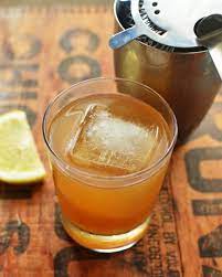 Honey Bourbon Mixed Drinks gambar png