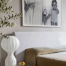 30 minimalist bedroom ideas that will