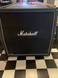 marshall 1960a 300 w 4x12 angled