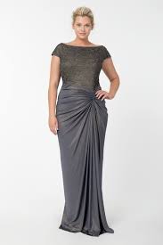 20 Plus Size Evening Dresses To Look Like Queen Bridesmaid