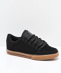 Circa Lopez 50 Black Gum Skate Shoes