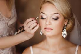 4 eye and eyebrow tips for brides