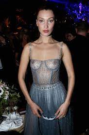 Bella Hadid Has a Nip-Slip at London Fashion Week - Bella Hadid Wardrobe  Malfunction at London Fashion Week