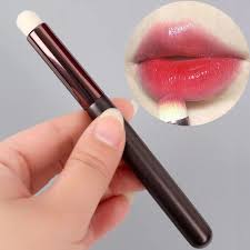 1pcs multipurpose concealer brush lip
