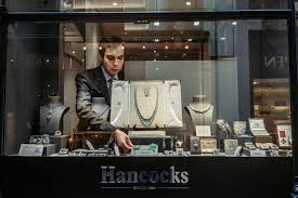 london antique jewelry dealer
