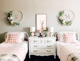 20 Creative Twin Beds Decoration Ideas