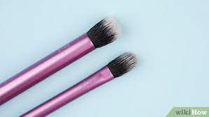 clean makeup brushes using olive oil
