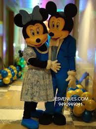 minnie mouse mascots for birthday party