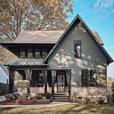 10 Perfect House Colors For Brown Roofs