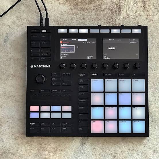 Native Instruments Maschine MK3