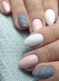 can-you-get-nail-tips-without-acrylic