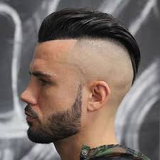 This hairstyle is a controversial hairstyle around the world. 45 Best Hairstyles For A Receding Hairline 2020 Styles