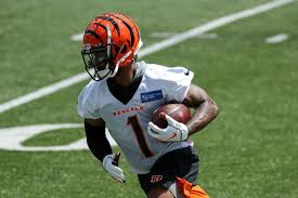The latest stats, facts, news and notes on ja'marr chase of the cincinnati bengals. Bengals Ja Marr Chase Projected As Most Productive Rookie Receiver In Analytical Study Cincy Jungle