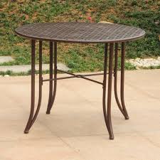 round patio dining table