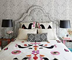 30 beautiful wallpapered bedrooms