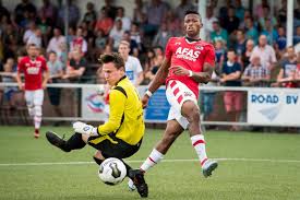 Louis wins against the brewers. Fred Friday Ends Four Months Goal Drought For Az Alkmaar Owngoal Nigeria