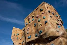 Climbing Gym Outdoor Rock Climbing Wall
