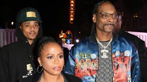 Snoop dogg and his wife, shante broadus, have three kids together. Inside Snoop Dogg S Relationship With His Wife