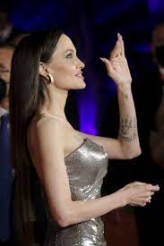 Angelina Jolie | Angelina jolie, Angelina jolie style, Celebrities