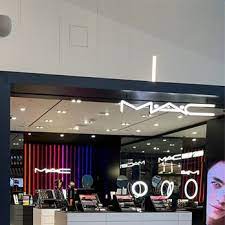 mac cosmetics 1 world way los
