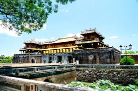 Image result for thang 3 hoa hue images