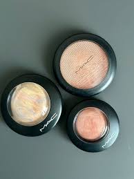 mac cosmetics highlighter blush in