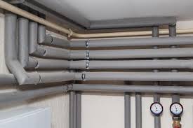 How To Prevent Or Thaw Frozen Pipes
